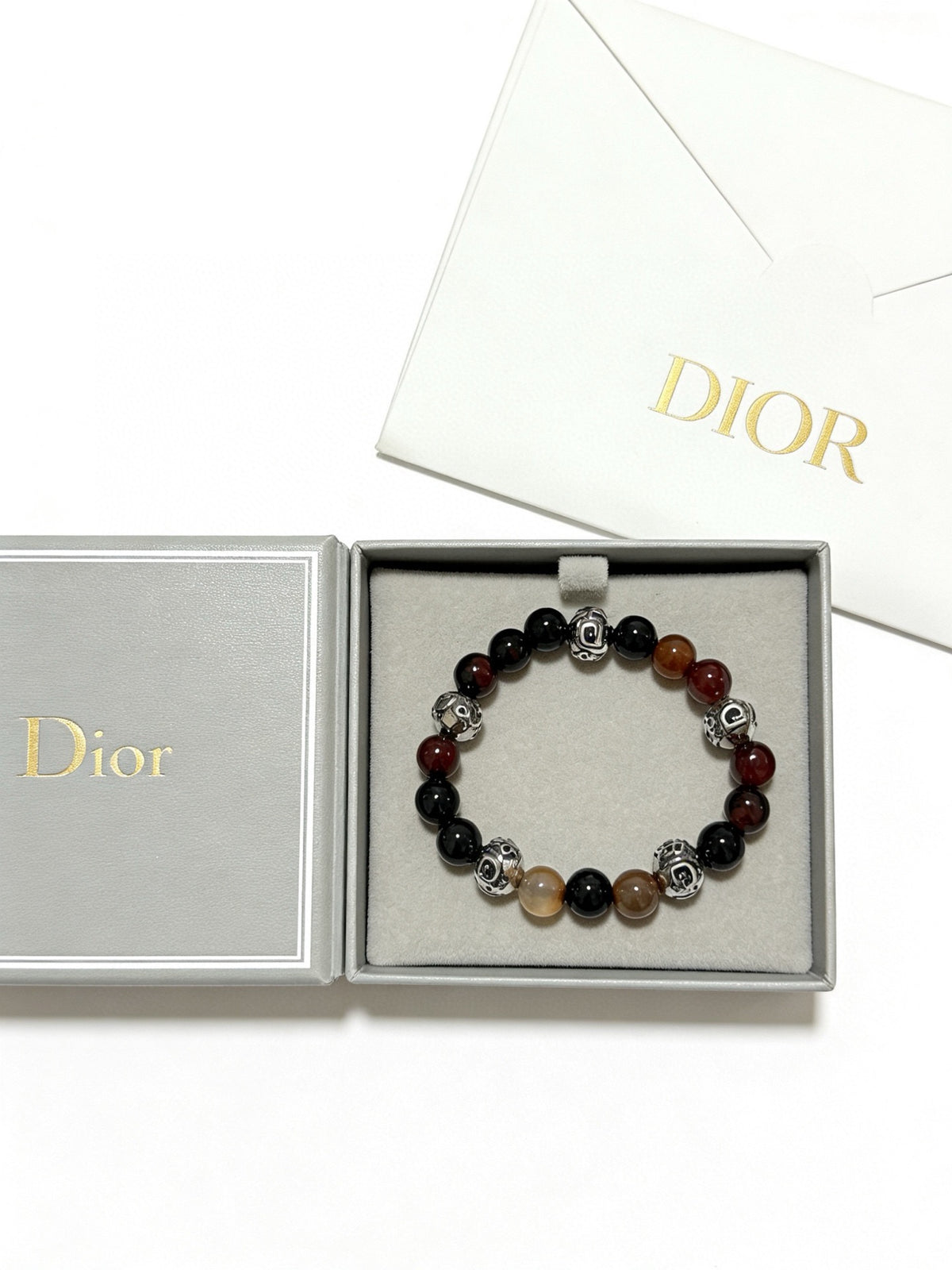 Star Motif Statement Bracelet in Silver-Tone with Vintage-Style Finish – Design 018 detail view