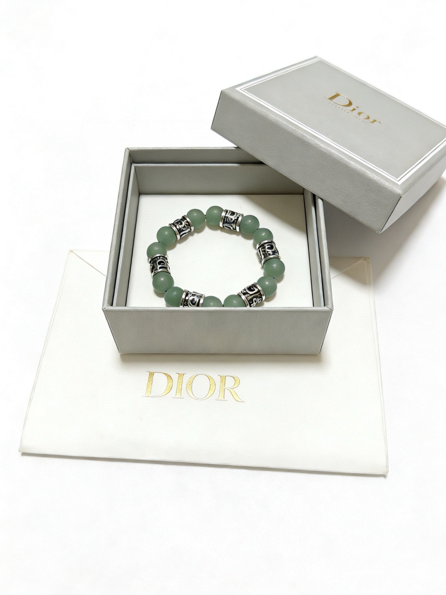 Star Motif Statement Bracelet in Silver-Tone with Vintage-Style Finish – Design 017 close-up detail