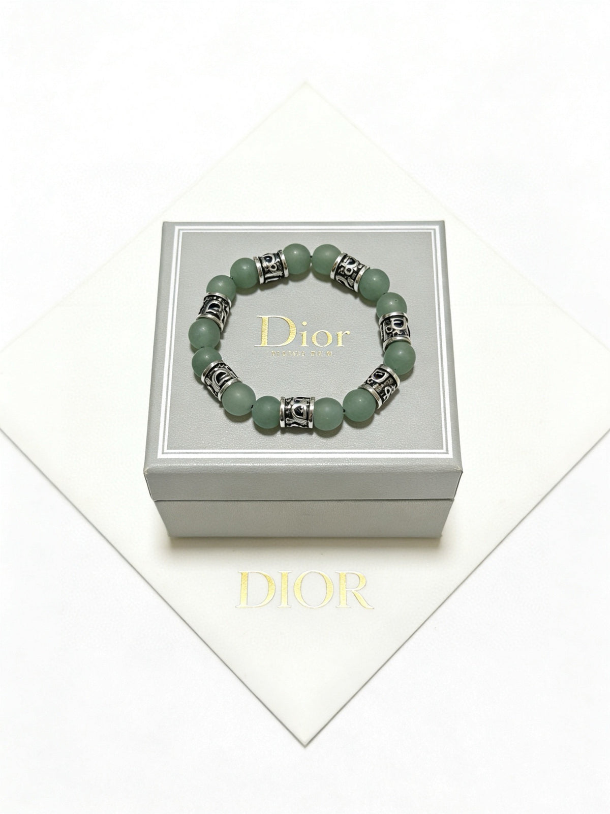 Star Motif Statement Bracelet in Silver-Tone with Vintage-Style Finish – Design 017 front view