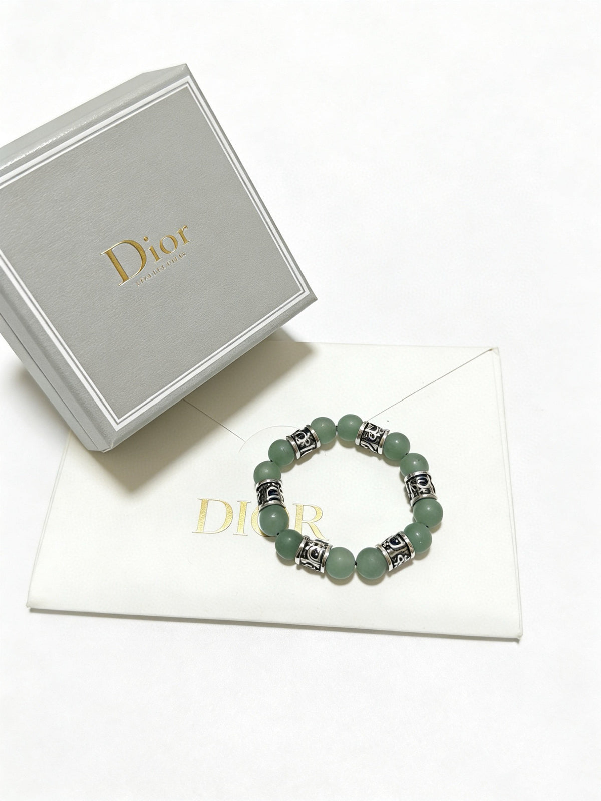 Star Motif Statement Bracelet in Silver-Tone with Vintage-Style Finish – Design 017 side detail