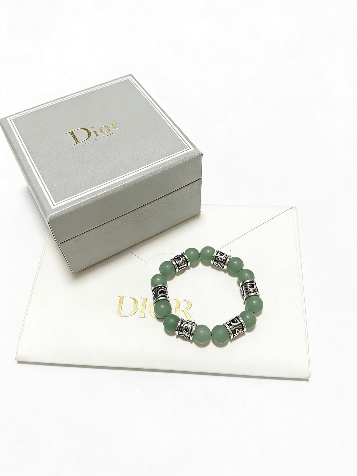 Star Motif Statement Bracelet in Silver-Tone with Vintage-Style Finish – Design 017 main product view