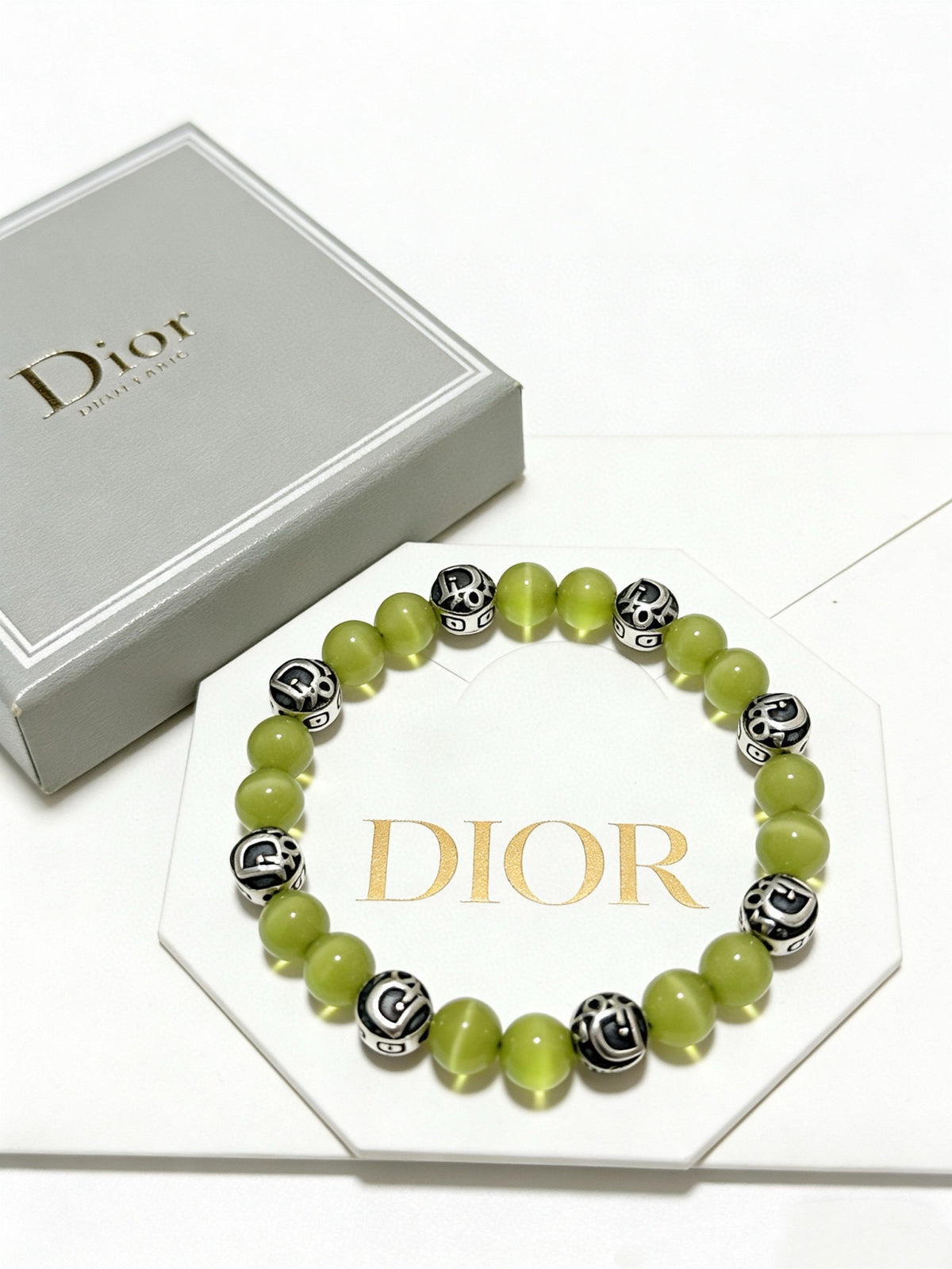 Star Motif Statement Bracelet in Silver-Tone with Vintage-Style Finish – Design 016 main product view