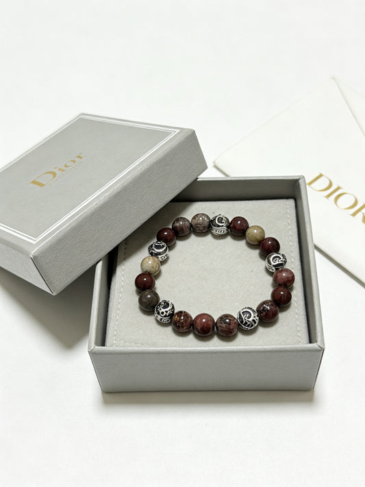 Star Motif Statement Bracelet in Silver-Tone with Vintage-Style Finish – Design 012 main product view