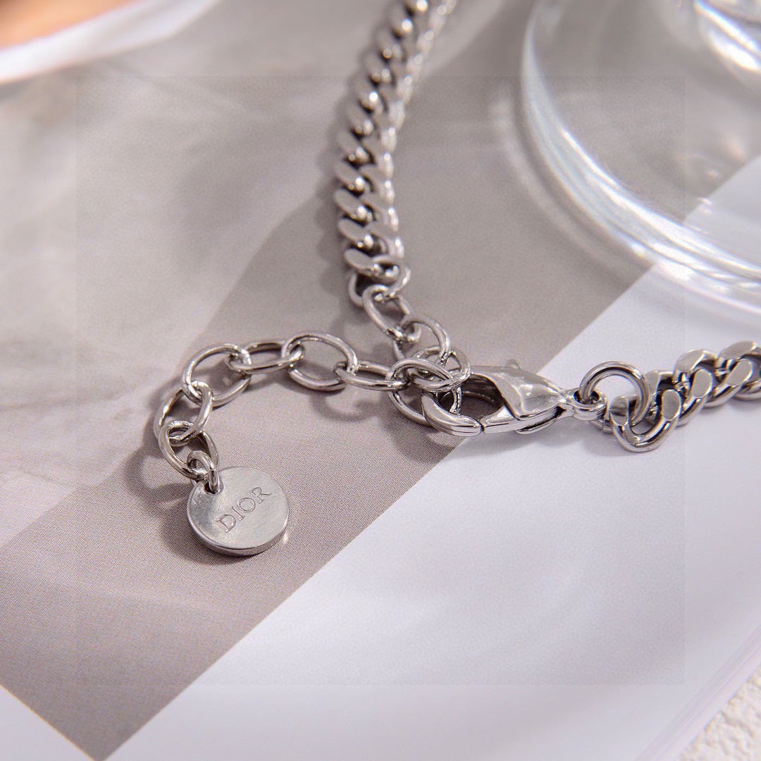 Graphic Letter Motif Pendant Necklace in Polished Metal-Tone – Design 035 detail view