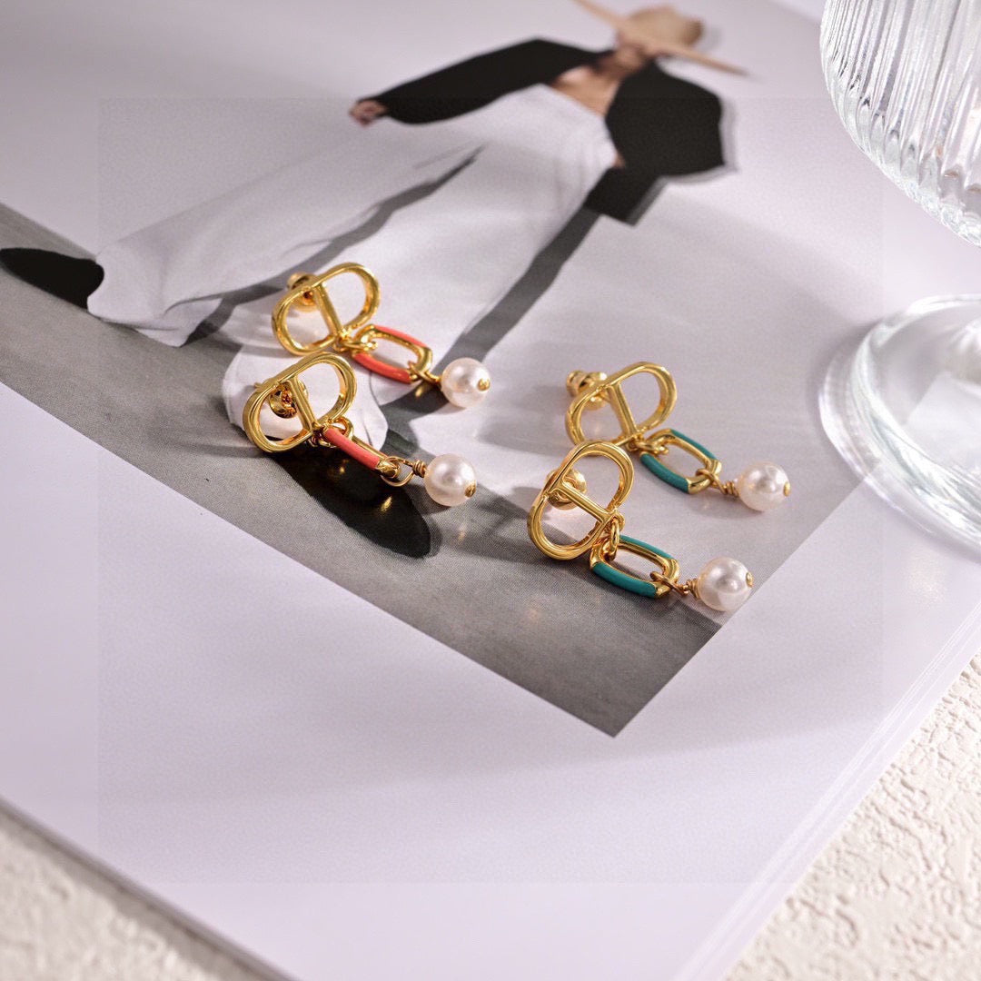 Graphic Letter Motif Statement Earrings in Polished Metal-Tone – Design 050 main product view