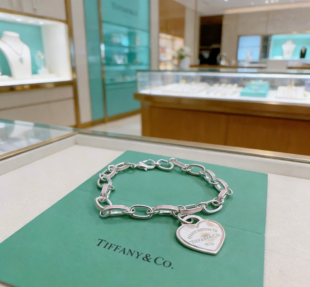 Signature Motif Bracelet in Silver-Tone – Vintage Detail – Design 103 detail view