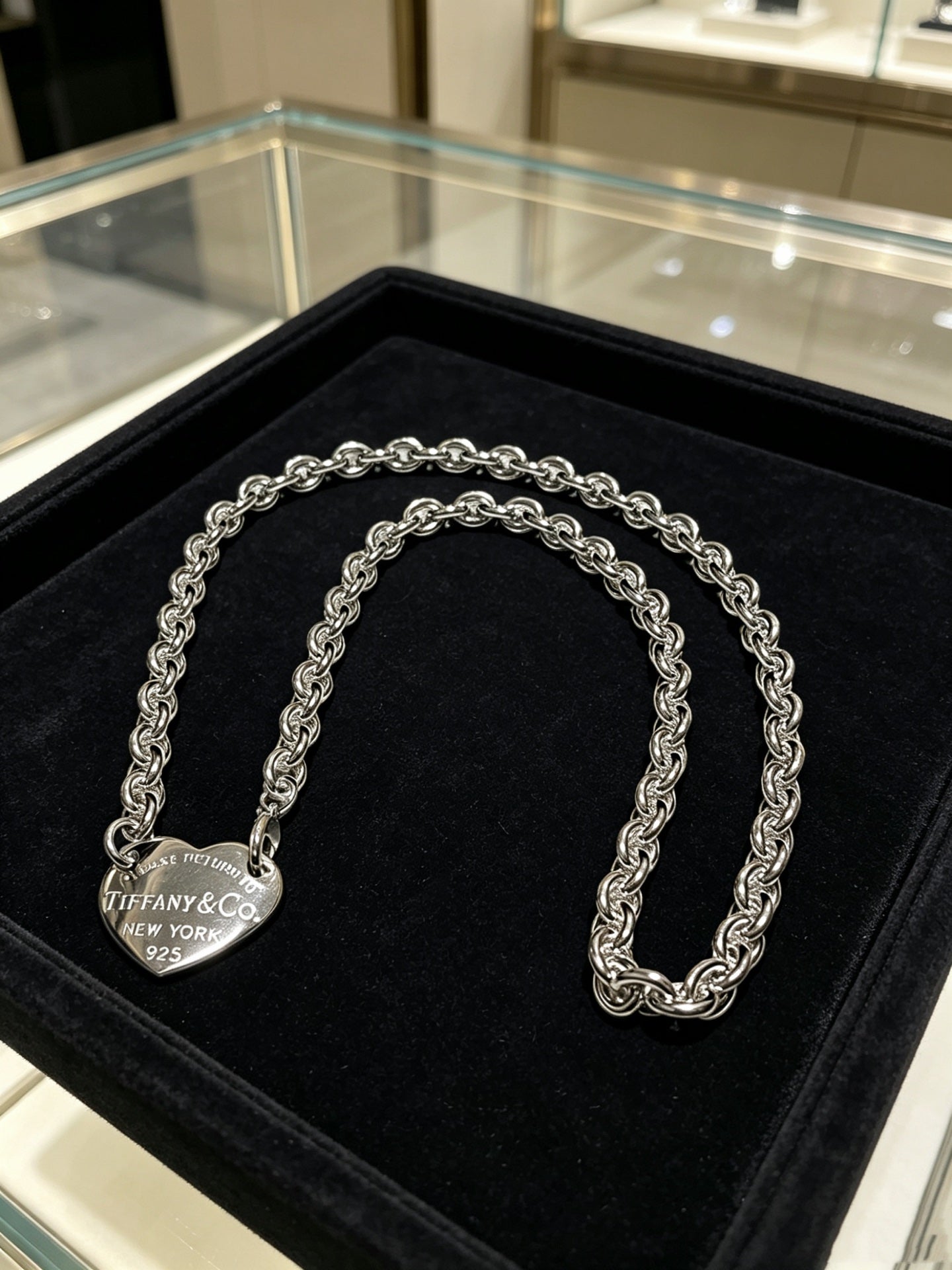 Signature Motif Pendant Necklace in Silver-Tone – Vintage Detail – Design 53 detail view