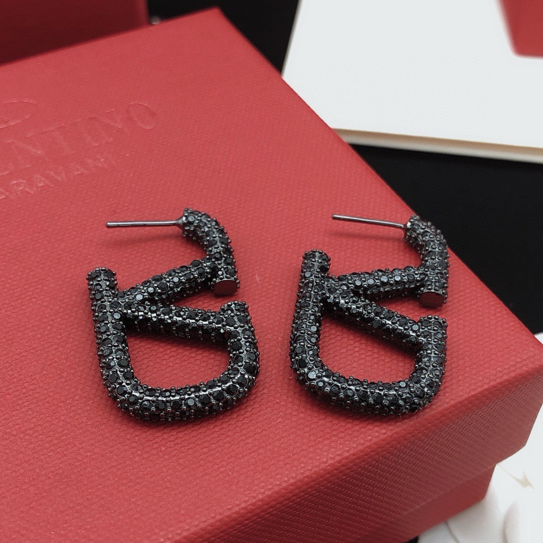 Signature Emblem Crystal-Accent Stud Earrings – Black – Design 03 side detail