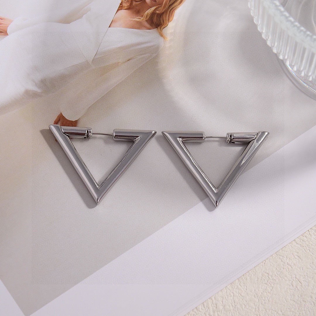Triangle Stud Earrings in Gold-Tone – Design 02 detail view