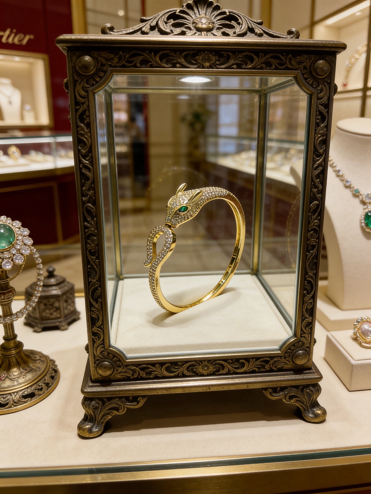 Sculptural Statement Bracelet in Gold-Tone – Design 220 detail view