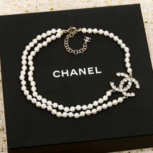 Pearl Pearl-Detail Pendant Necklace – Pearl Detail – Design 071 main product view