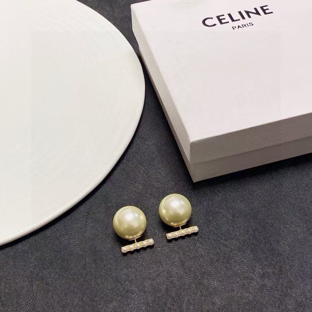 Signature Emblem Pearl-Detail Stud Earrings – Pearl Detail – Design 02 front view