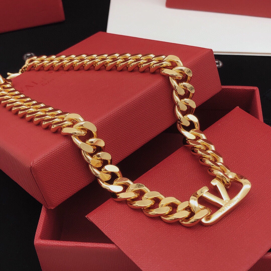 Signature Emblem Pendant Necklace in Gold-Tone – Design 03 side detail