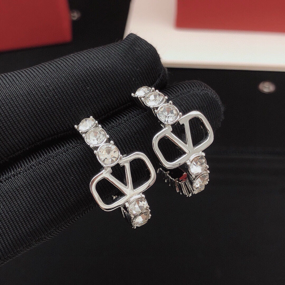 Moon Crystal-Accent Statement Earrings – Design 08 styled detail