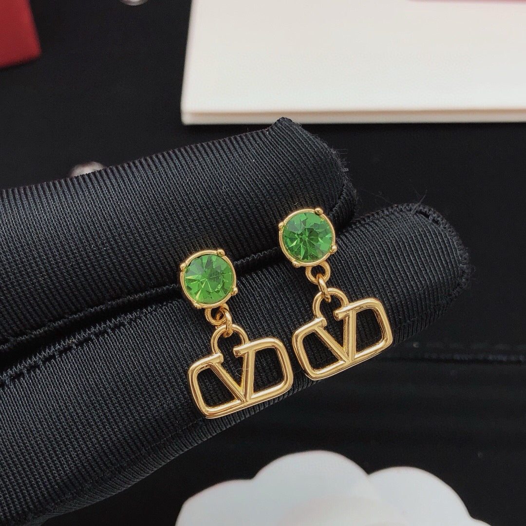 V Emblem Crystal-Accent Stud Earrings – Pink – Design 04 close-up view