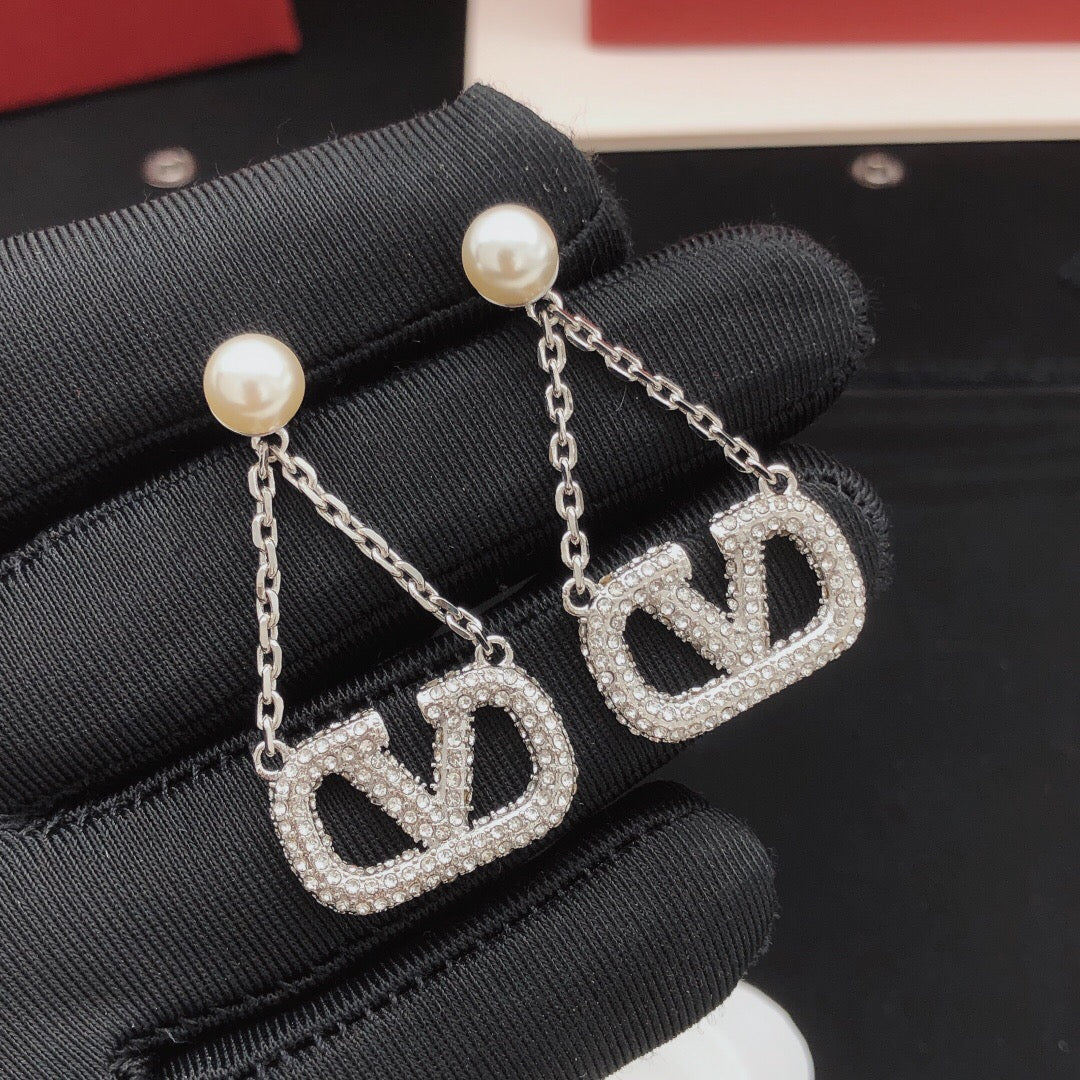 Signature Emblem Crystal-Accent Stud Earrings – Design 19 side detail