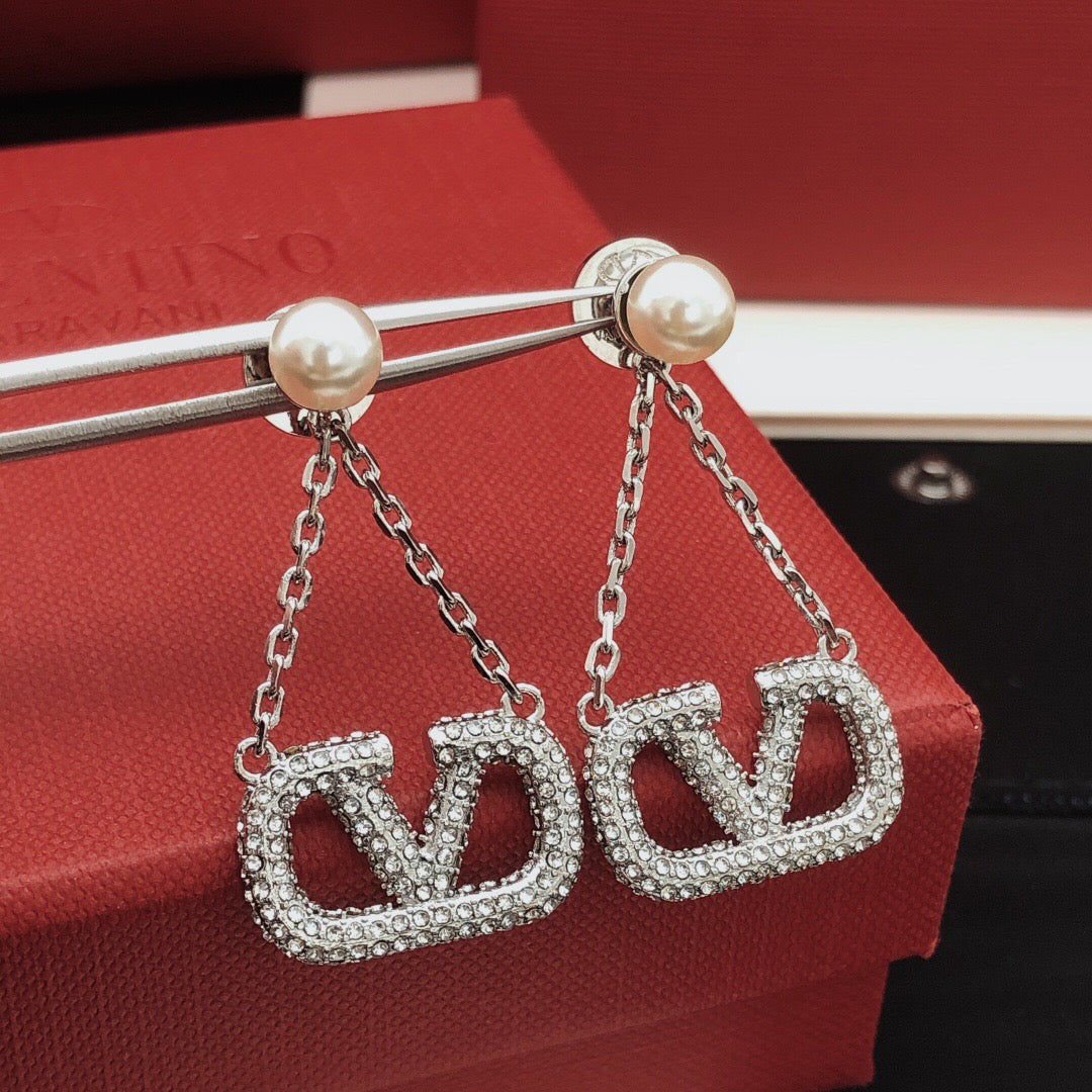 Signature Emblem Crystal-Accent Stud Earrings – Design 11 main product view