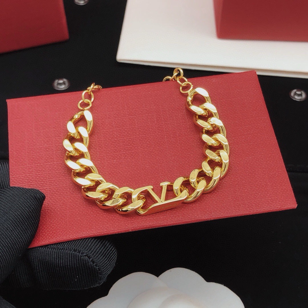 V Emblem Bracelet in Gold-Tone – Design 01 front view