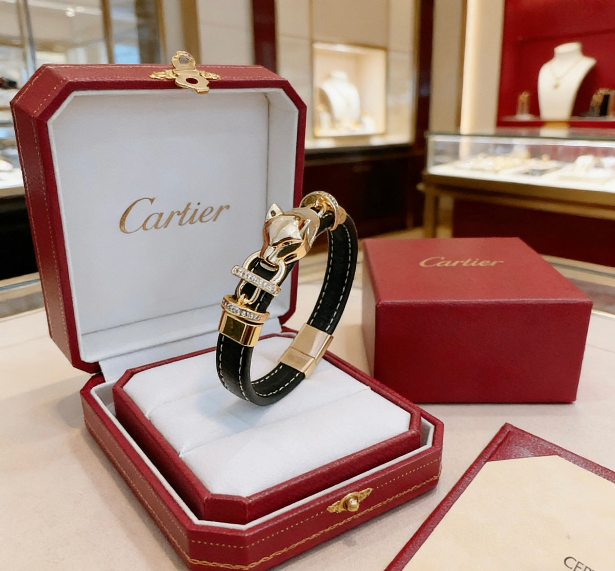 Sculptural Statement Bracelet in Gold-Tone – Design 233 detail view