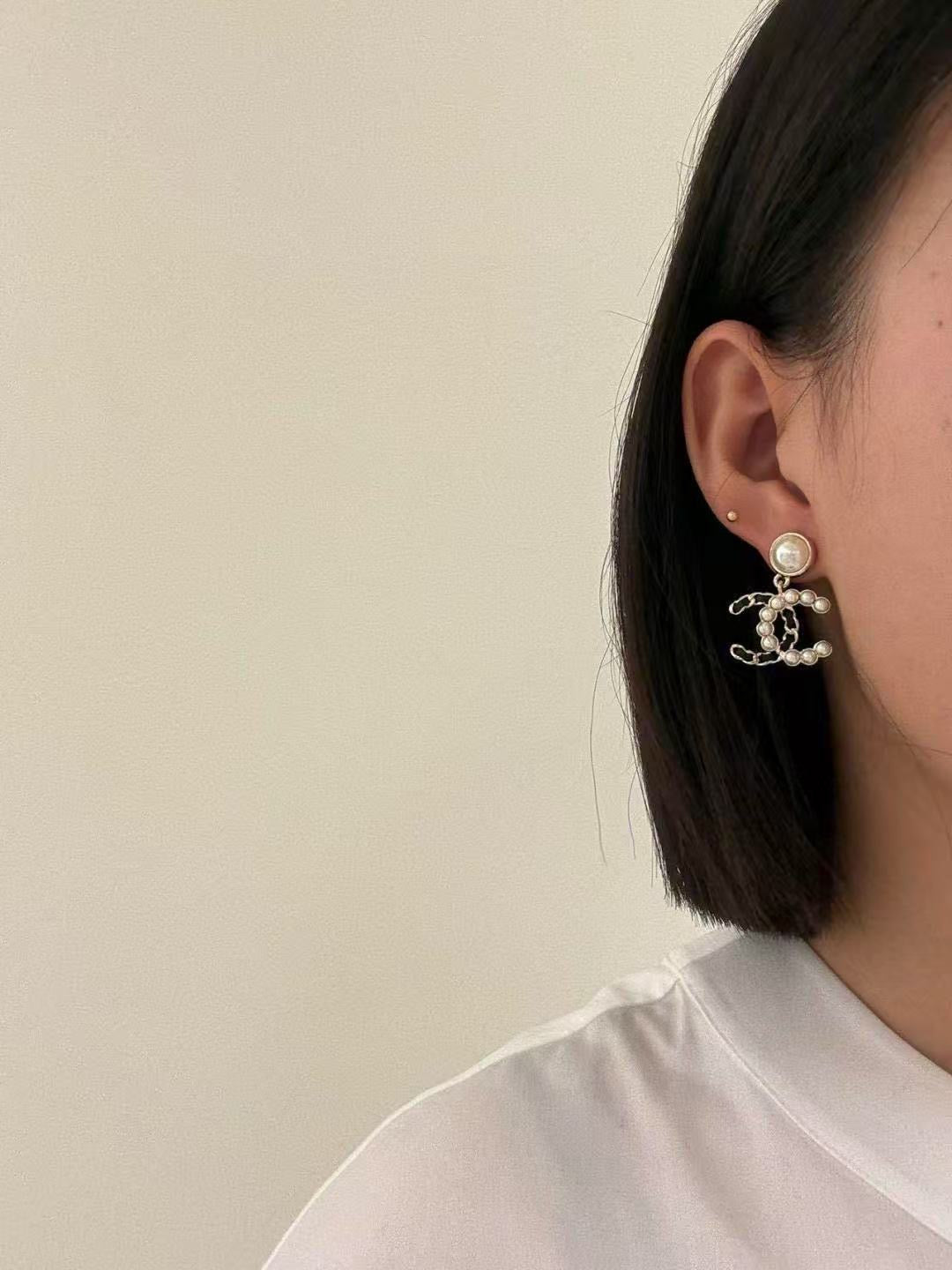 Signature Emblem Crystal-Accent Stud Earrings – Red Detail front product view