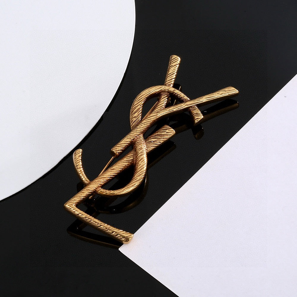 Geometric Emblem Brooch in Polished Metal-Tone – Design 006 detail view