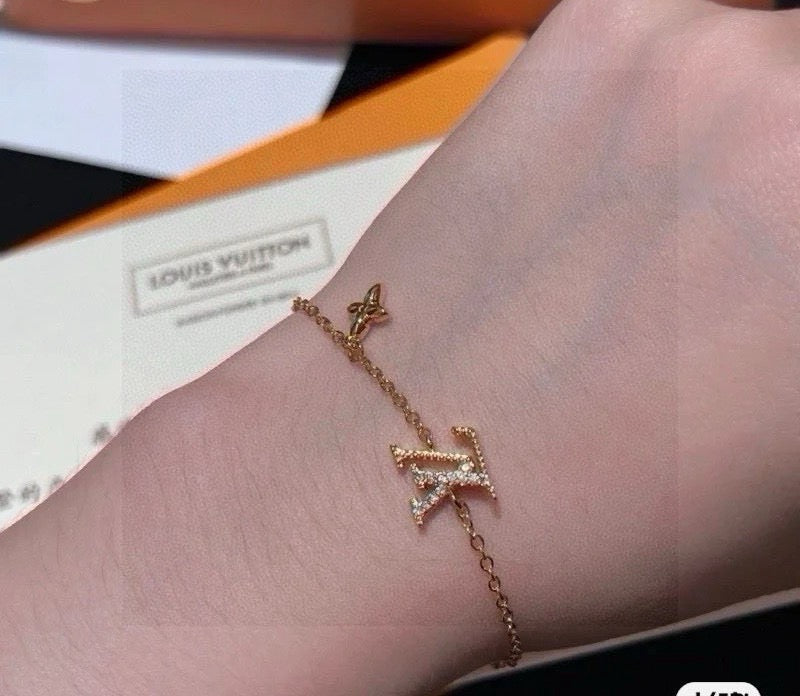 Letter Emblem Bracelet in Polished Metal-Tone – Design 009 close-up detail