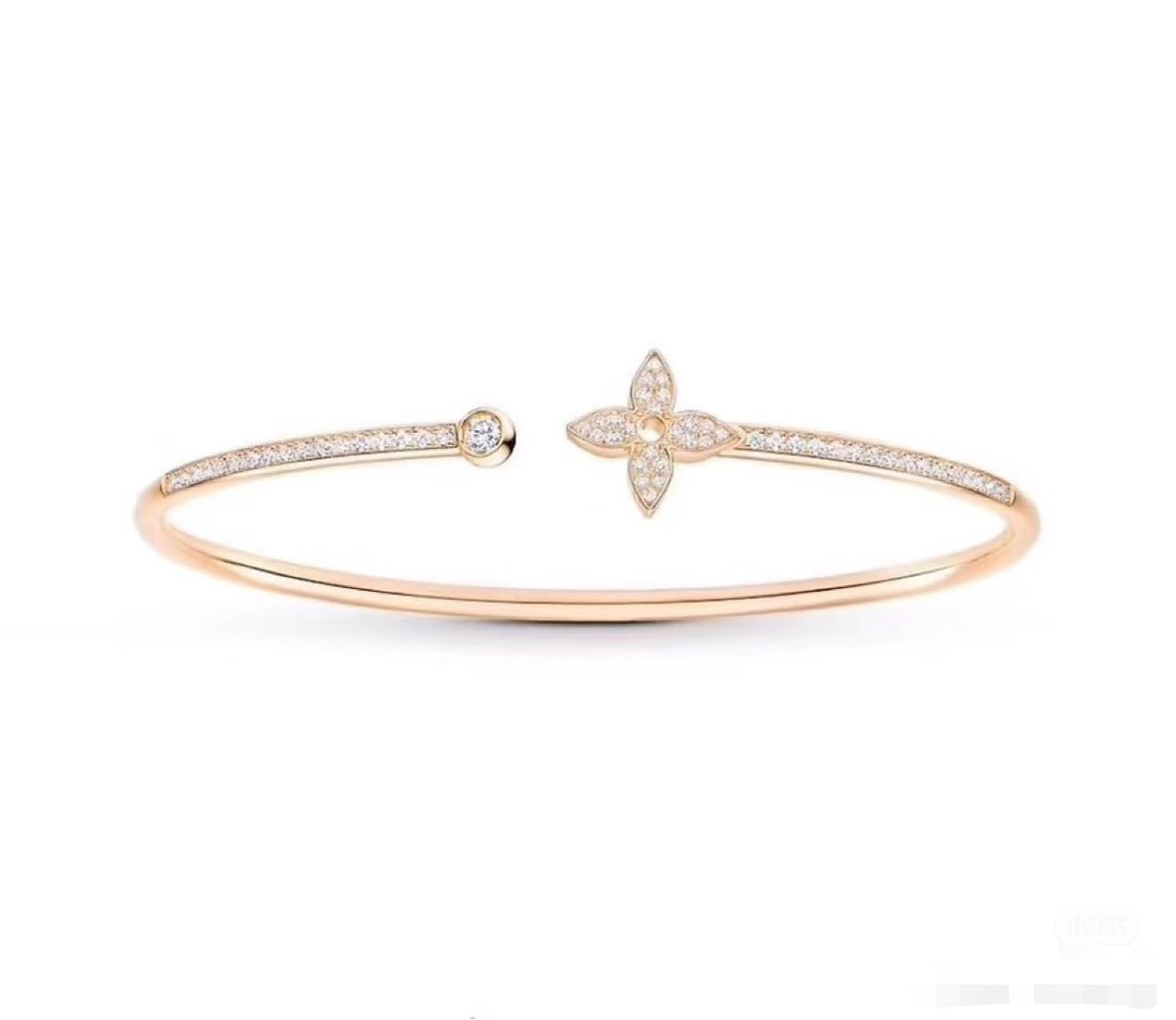 Clover Bangle in Polished Metal-Tone – Clover Detail – Design 021 main product view
