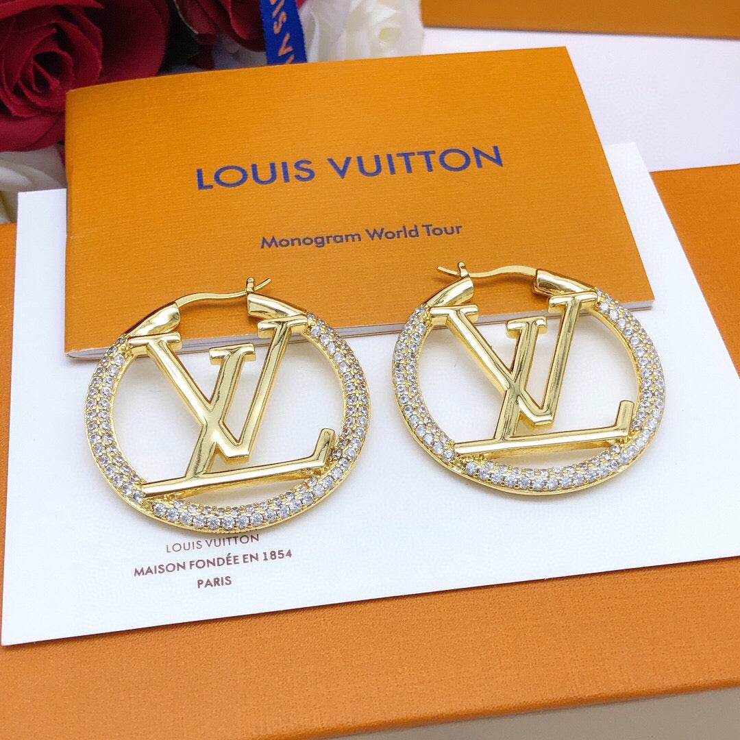 Round Statement Earrings in Silver-Tone – Silver Detail – Design 002 side detail