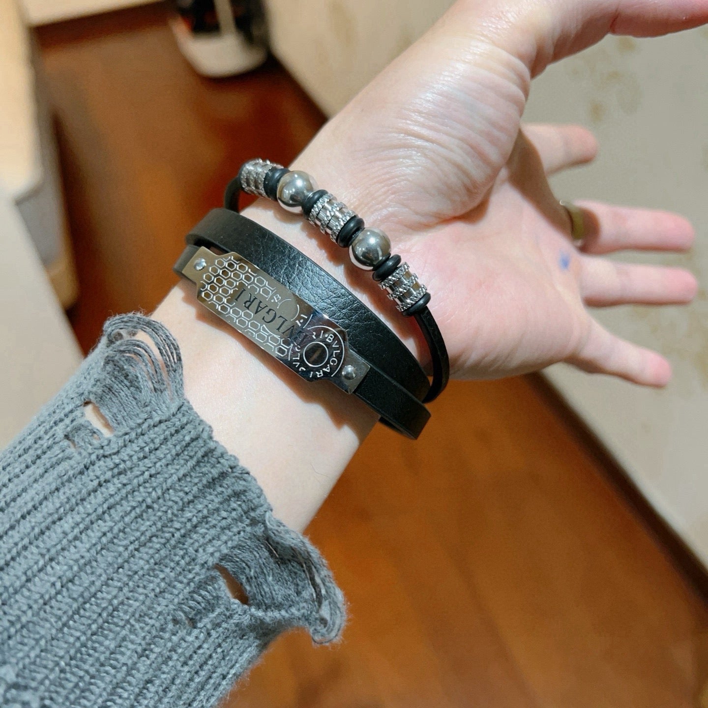 Horse Braided Bracelet in Silver-Tone – Braided Detail – Design 005 side detail