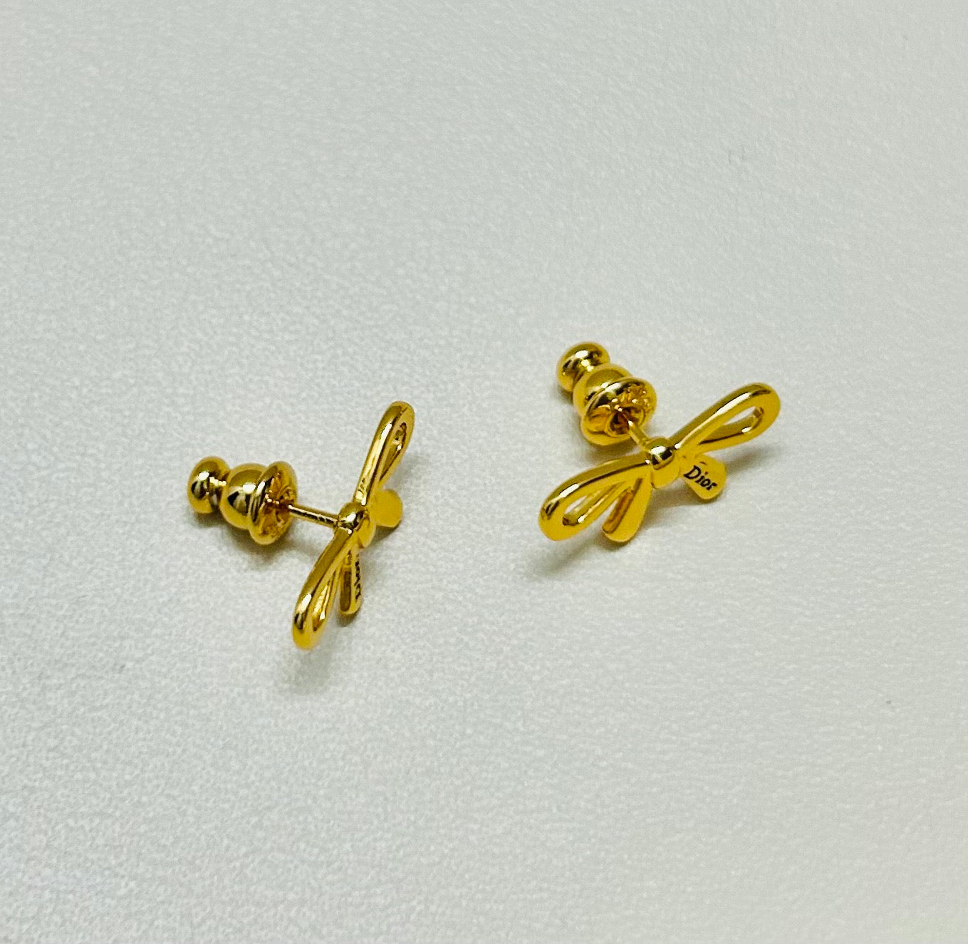 Graphic Letter Motif Statement Earrings in Polished Metal-Tone – Design 020 side detail