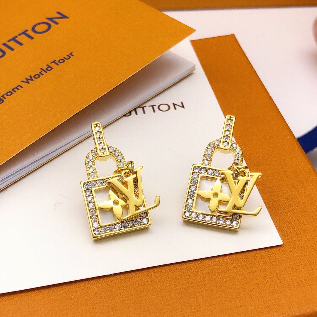 Lock Fashion Accessory detail view
