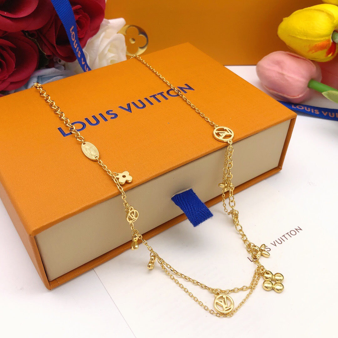 Floral Bracelet in Gold-Tone – Design 009 front product view