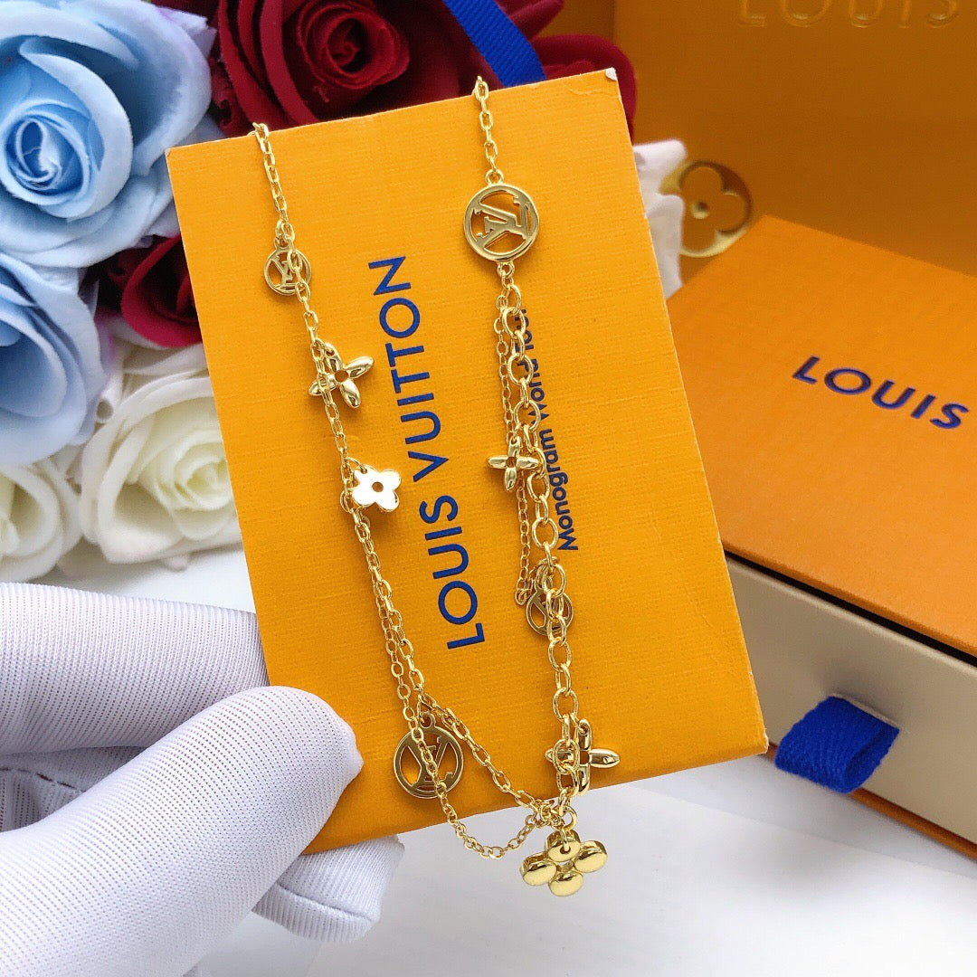 Floral Bracelet in Gold-Tone – Design 007 main product view