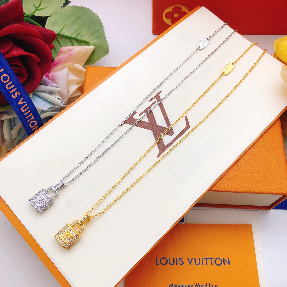 Lock Pendant Necklace in Gold-Tone – Design 006 close-up detail