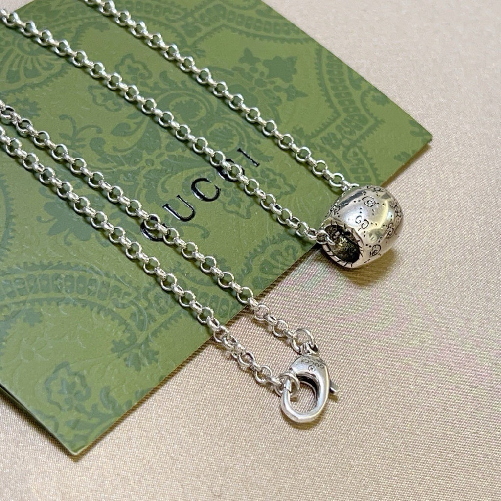 Double-G Emblem Pendant Necklace in Silver-Tone – Vintage Detail – Design 020 main product view