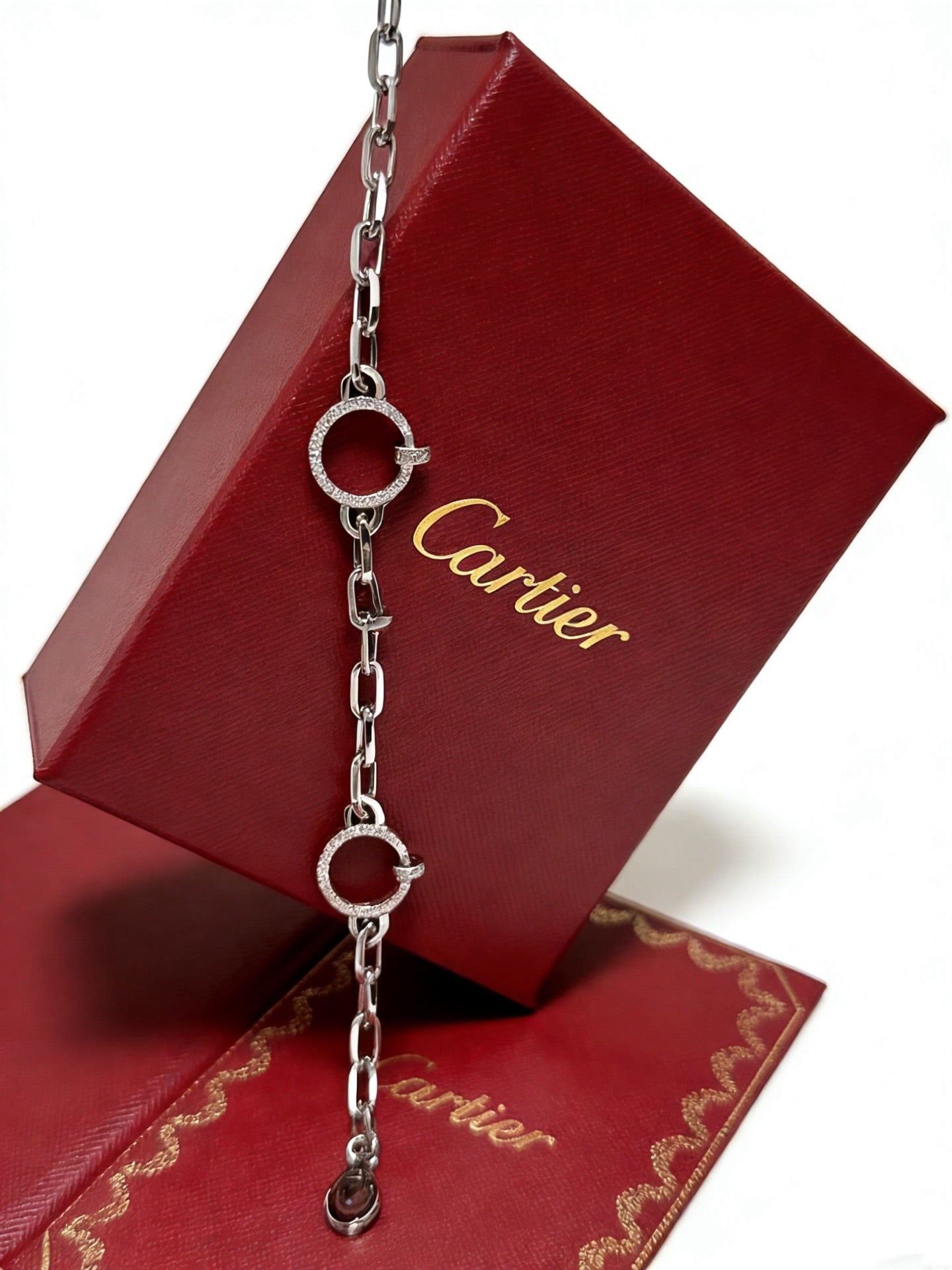 Sculptural Statement Bracelet in Gold-Tone – Design 41 detail view