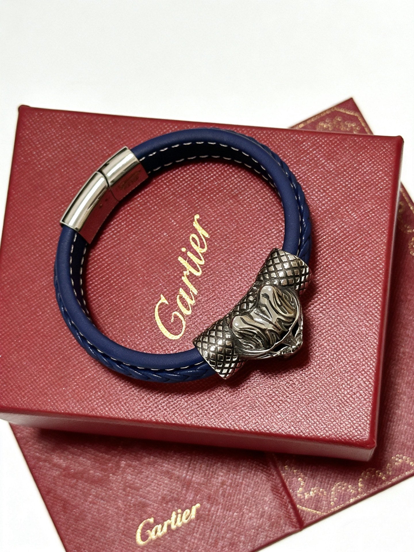 Sculptural Statement Bracelet in Gold-Tone – Design 36 side detail