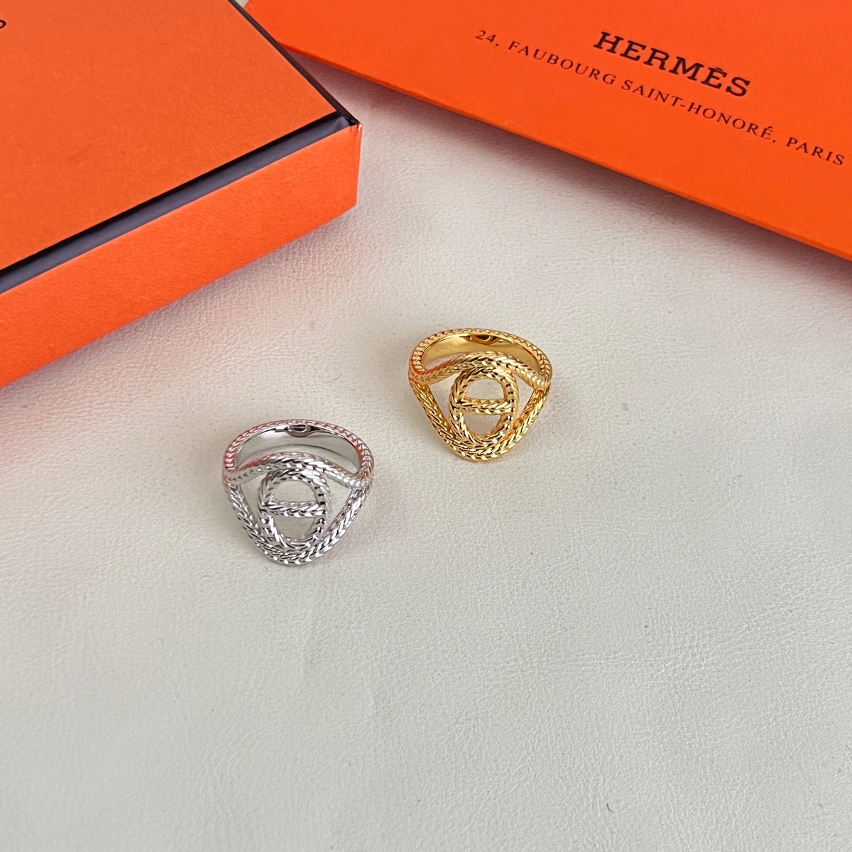 Toggle Statement Ring in Polished Metal-Tone – Toggle Detail – Design 002 detail view