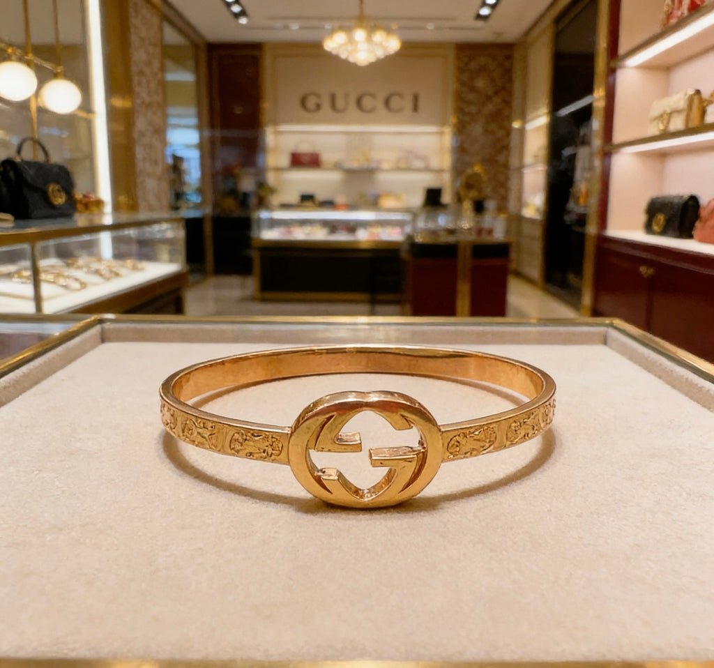 Double-G Emblem Bangle in Polished Metal-Tone – Design 002 detail view