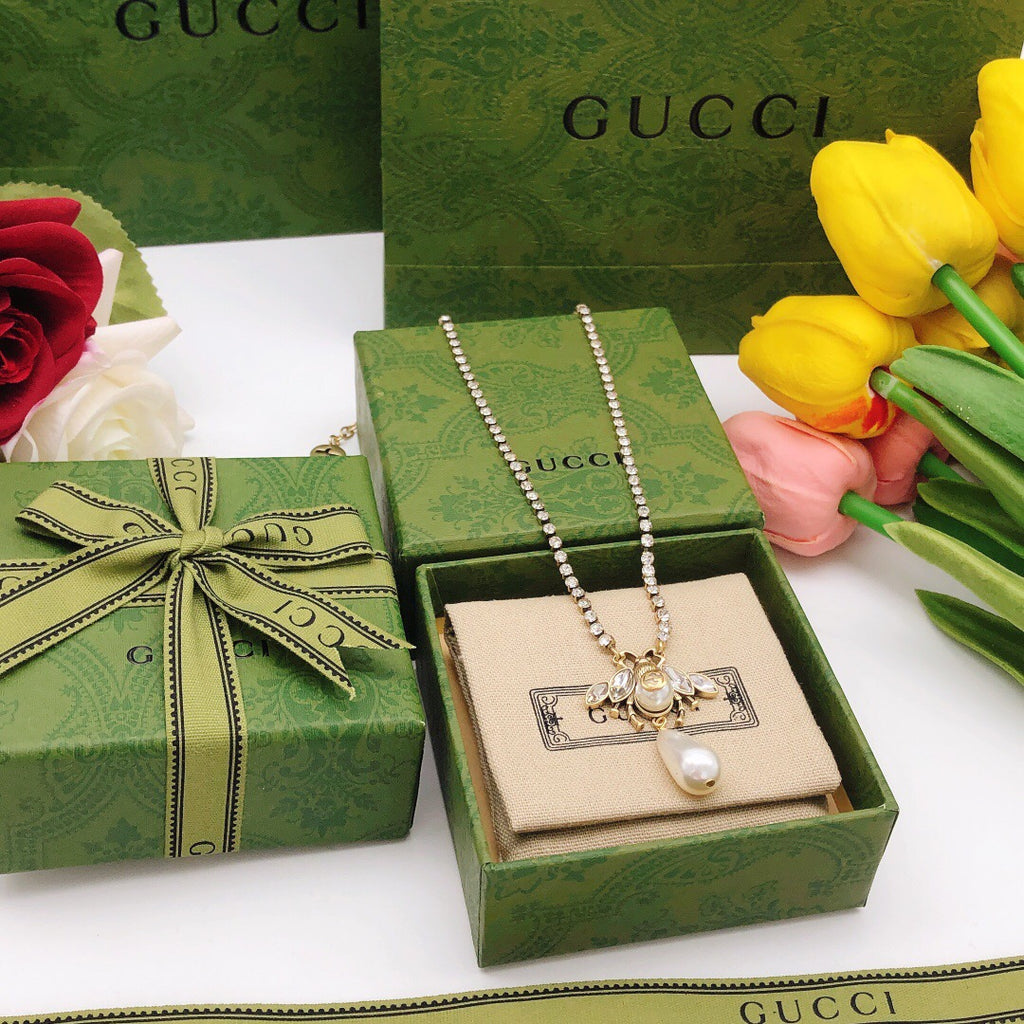Bee Pendant Necklace in Gold-Tone – Bee Detail styled product view