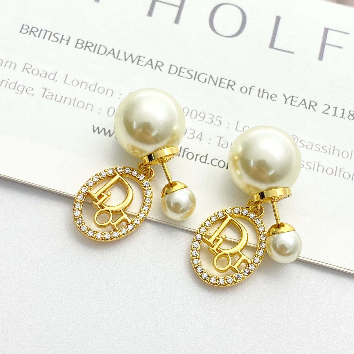 Pearl-Style Motif Stud Earrings in Gold-Tone with Pearl-Style Detail – Design 004 front view