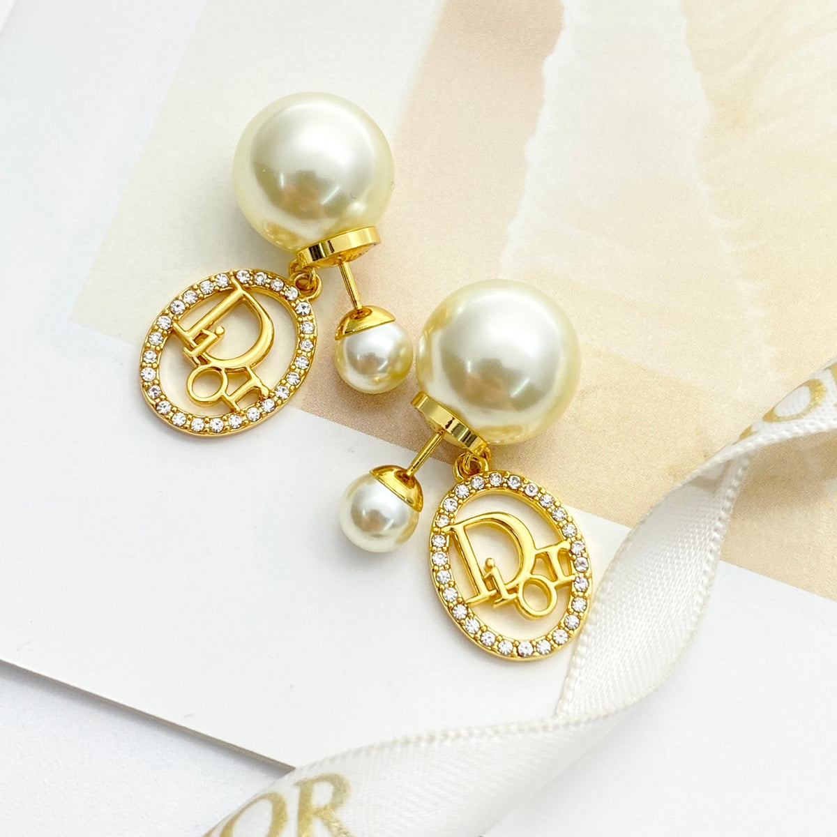 Pearl-Style Motif Stud Earrings in Gold-Tone with Pearl-Style Detail – Design 004 main product view