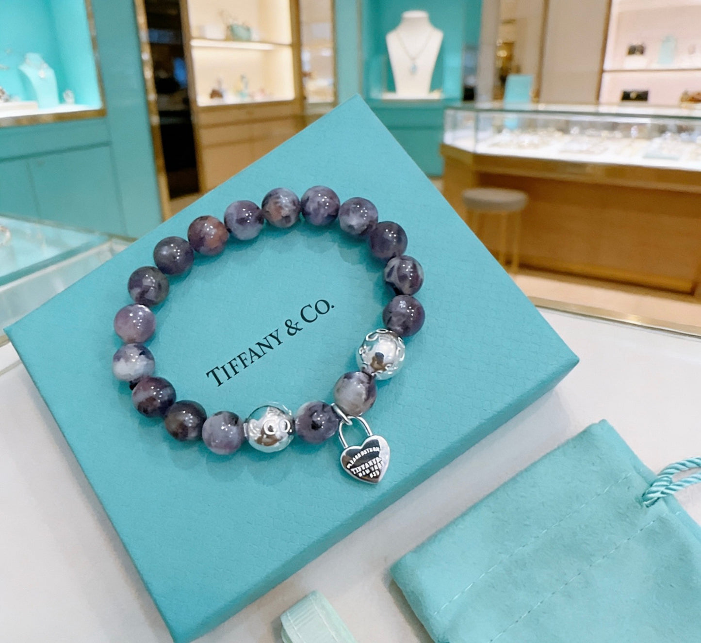 Signature Motif Bracelet in Silver-Tone – Vintage Detail – Design 22 main product view