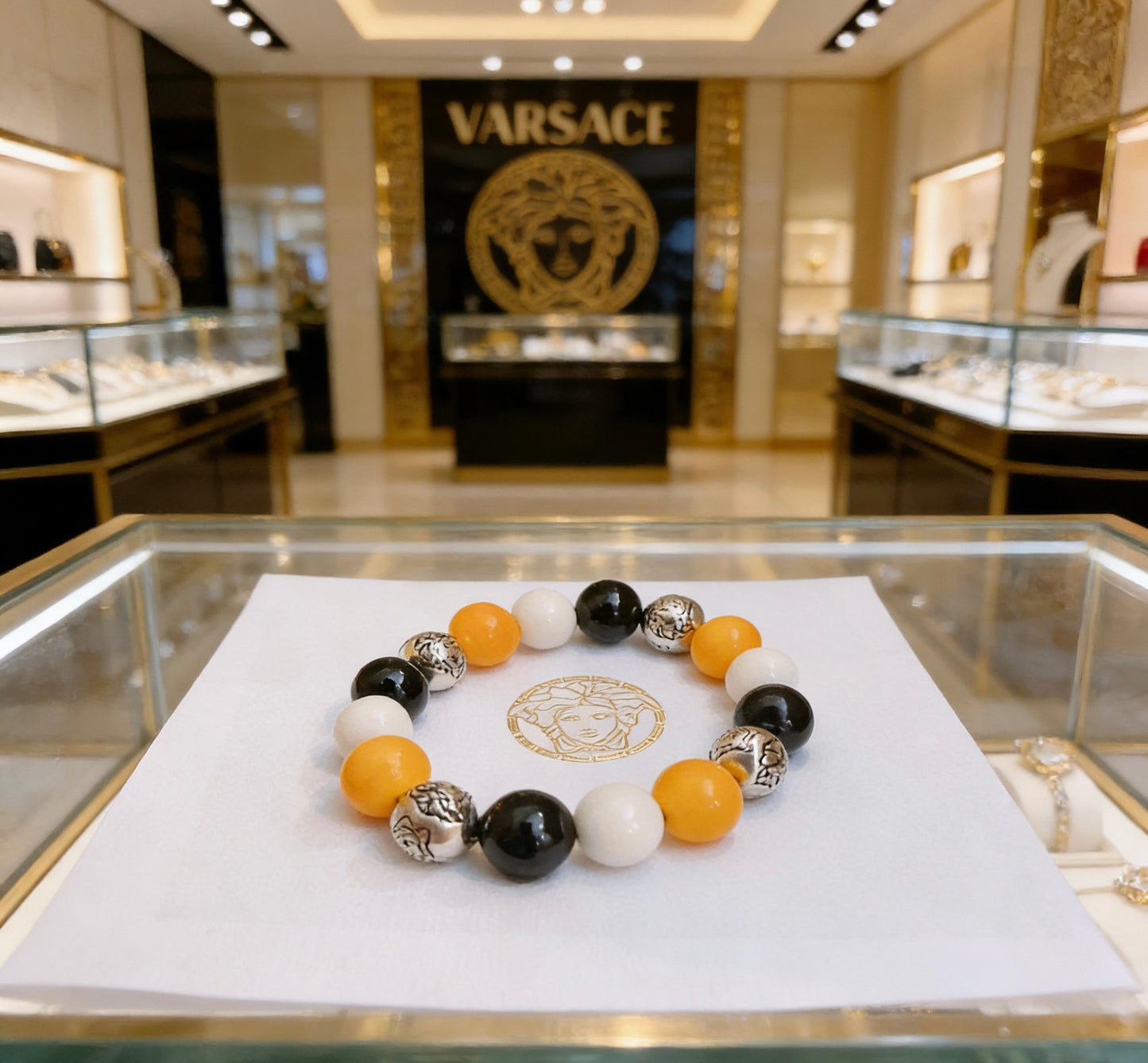 Medusa Head Beaded Bracelet with Agate-Style Beads – Rock-Inspired – Design 02 front product view