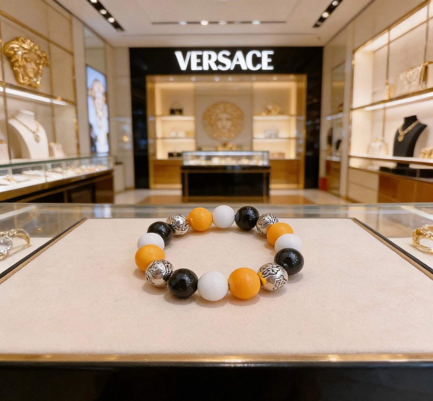 Medusa Head Beaded Bracelet with Agate-Style Beads – Rock-Inspired – Design 02 front product view