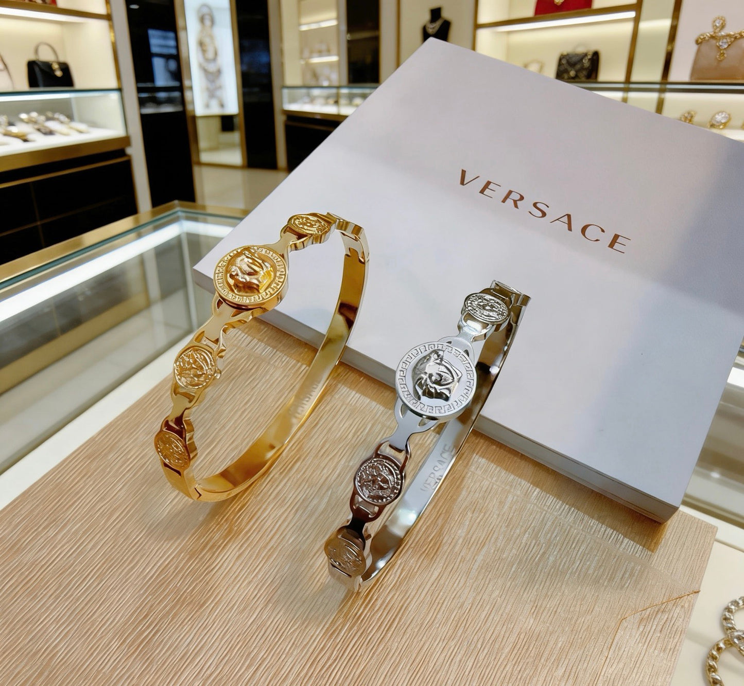 Medusa Head Statement Bracelet in Polished Metal-Tone – Design 03 main product view