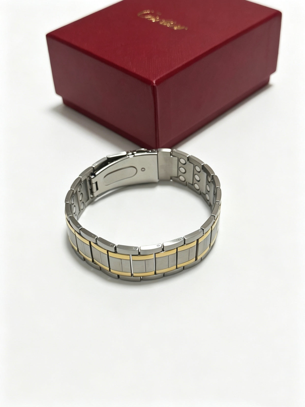 Sculptural Statement Bracelet in Gold-Tone – Design 34 side detail
