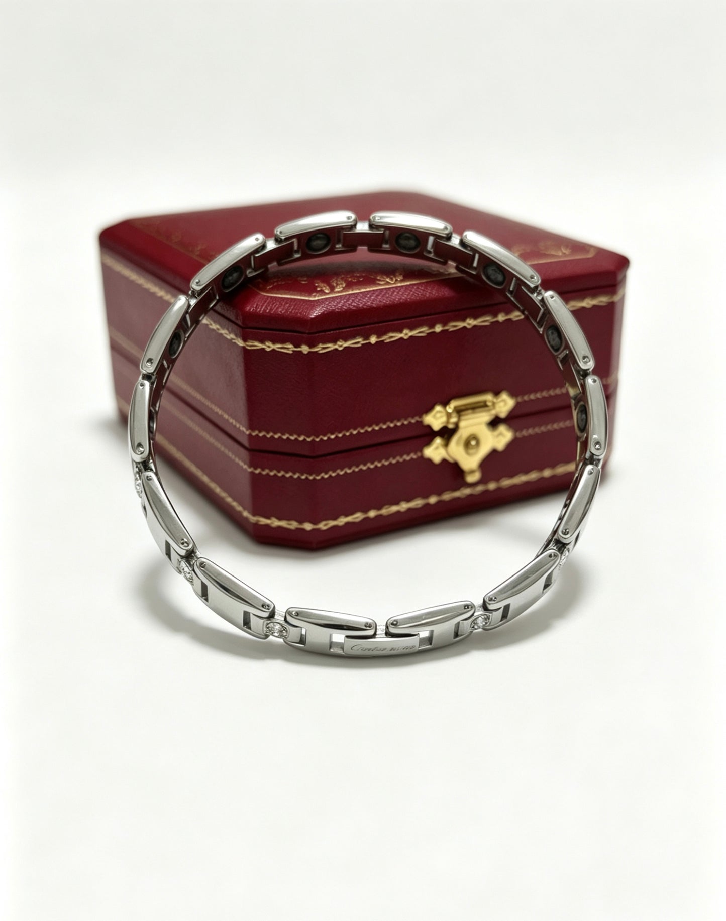 Sculptural Statement Bracelet in Gold-Tone – Design 29 side detail