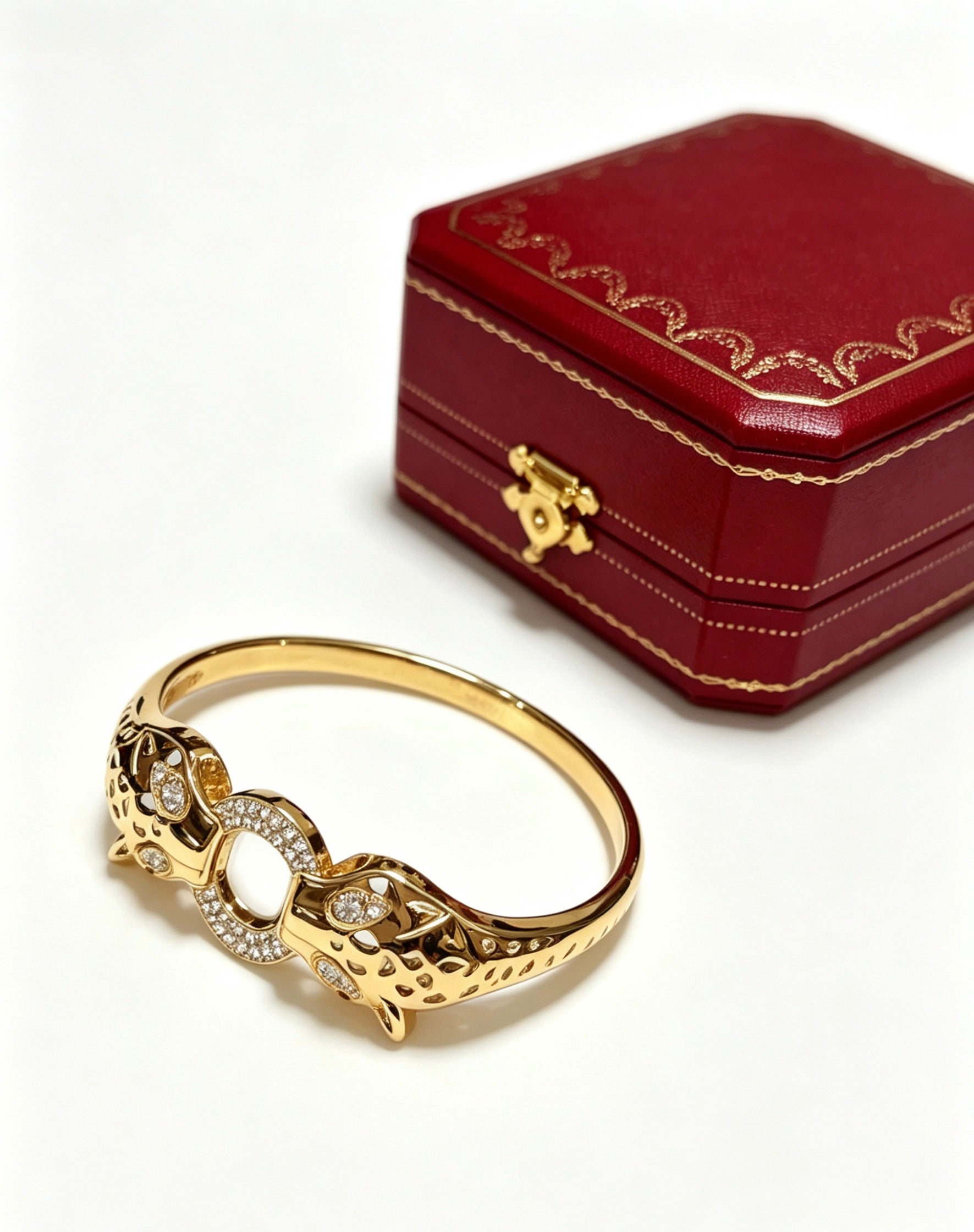 Sculptural Statement Bracelet in Gold-Tone – Design 26 detail view