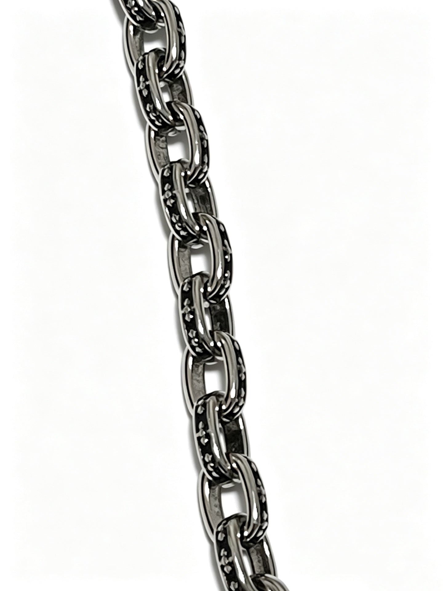 Cross Cuban-Link Bracelet in Antique Silver-Tone – Cuban Link – Design 09 styled product view